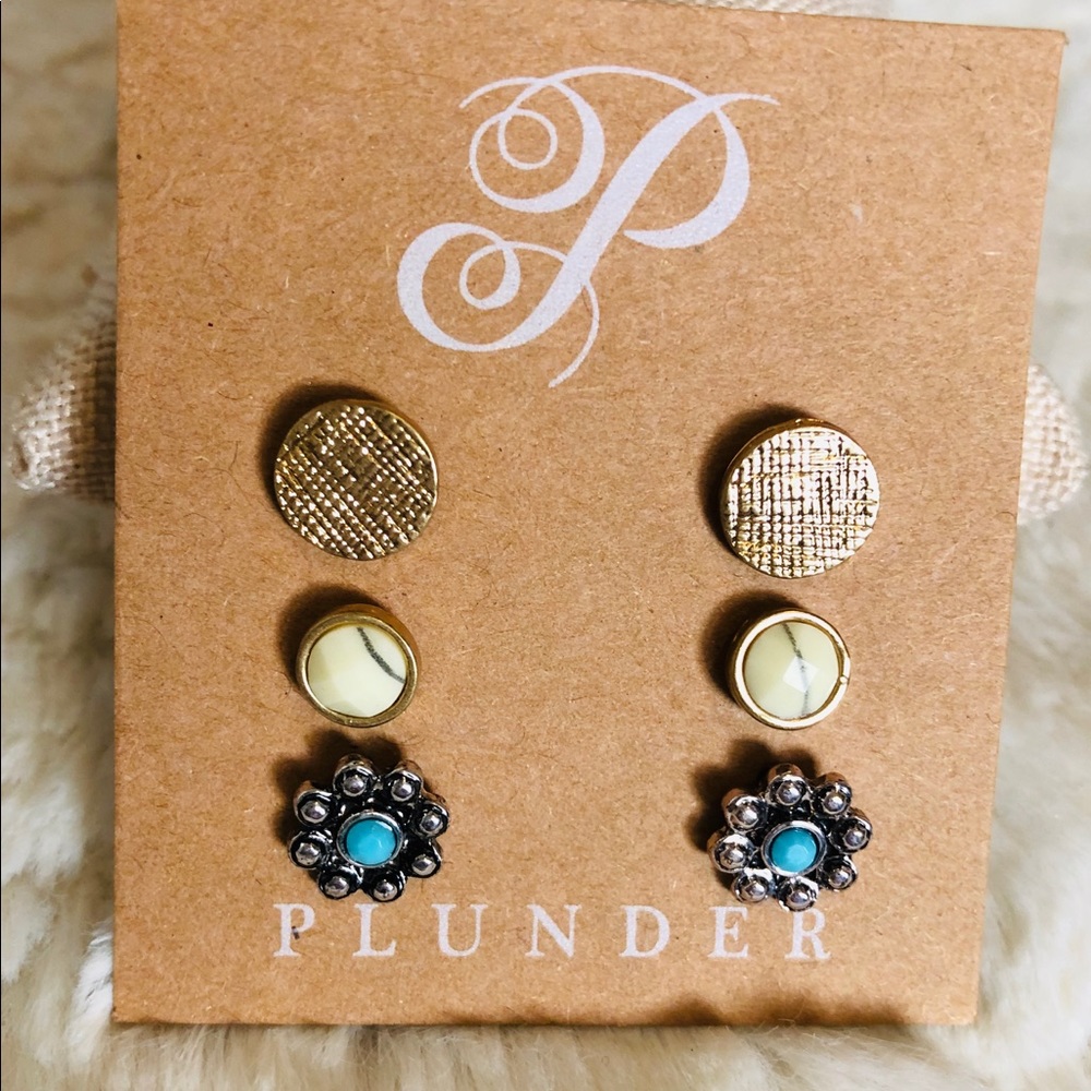 Set of 3 Earrings!